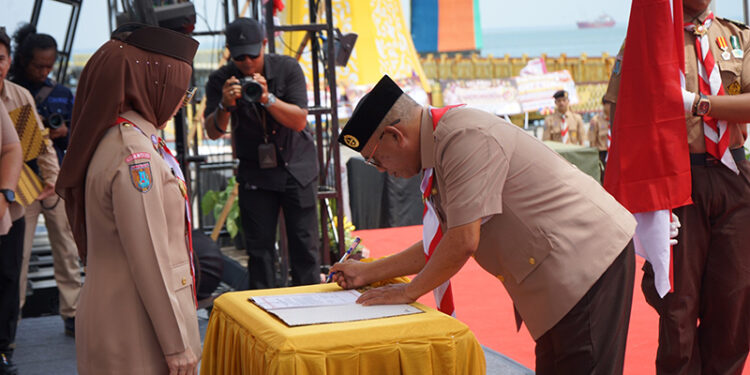Bupati Rusli Tegaskan Pentingnya Kepramukaan