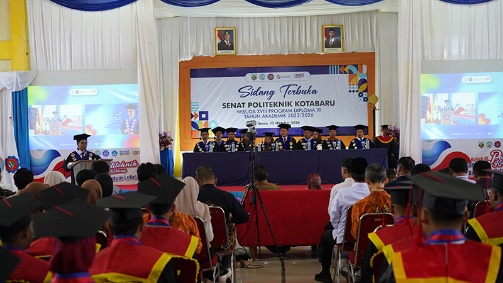 Politeknik Kotabaru Gelar Wisuda XVIII